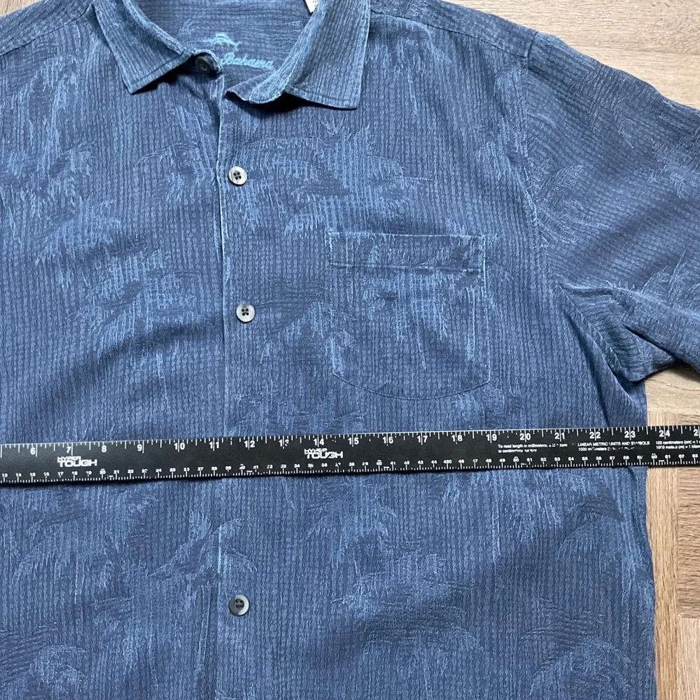 Tommy Bahama Silk Palm Tree Print Button Up‎ Camp Shirt Mens Large Blue Classy